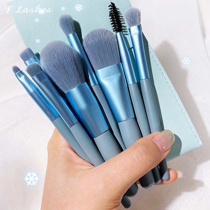 https://naswah.com/wp-content/uploads/2022/10/8Pcs-Mini-Travel-Women-Makeup-Brushes-Set-Portable-Soft-Concealer-Brush-Beauty-Foundation-Eye-Shadow-Tool.jpg